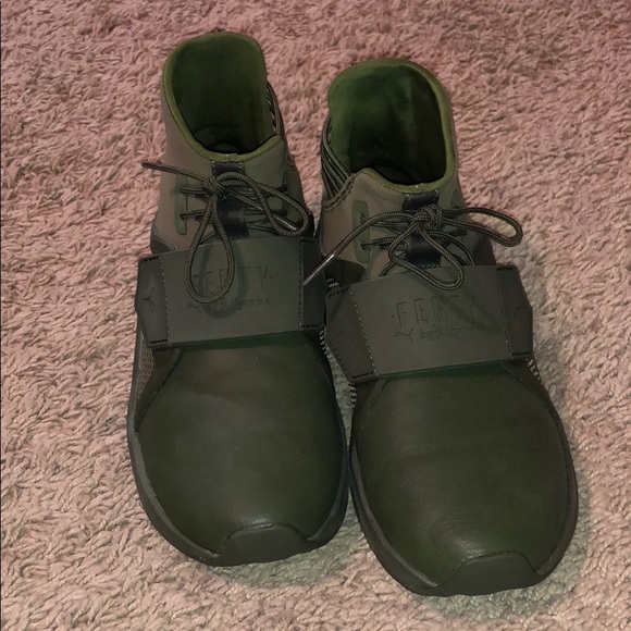 Fenty by rihanna - Picture 1 of 3